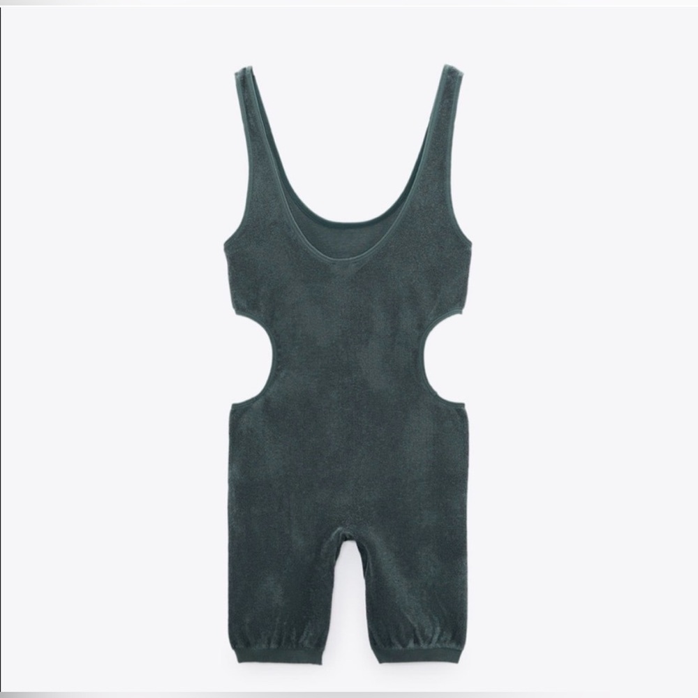 2/$40 NWT Zara Seamless Bodysuit with Cut Outs
